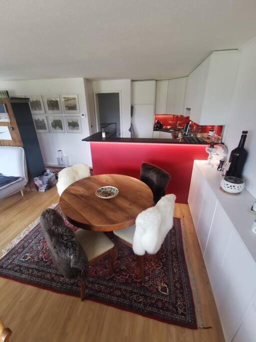 Neb-Thun Einigen, Wohnung Am See Spiez Exterior photo